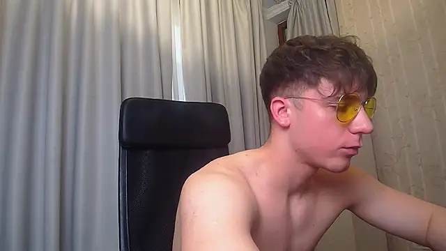 KellenWest live sex cam