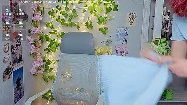 Emily_lune's cam snapshot