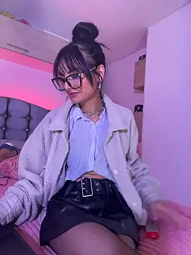 _Lucycherry's cam snapshot