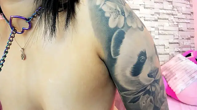 Yourrmuse_'s cam snapshot