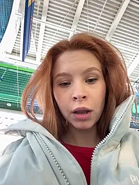 _Little_Ginger's cam snapshot