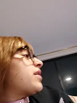 littlevalerie's cam snapshot