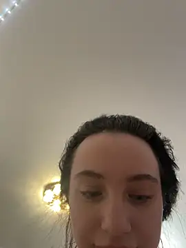 MiaTee's cam snapshot