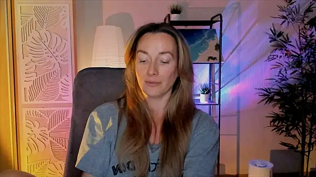 RebeccaMartinez's cam snapshot