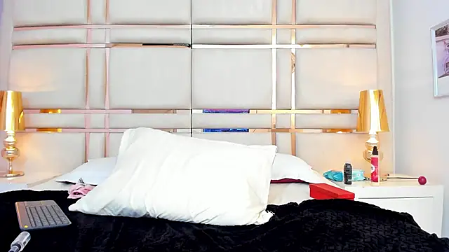 SalomeSaez's cam snapshot