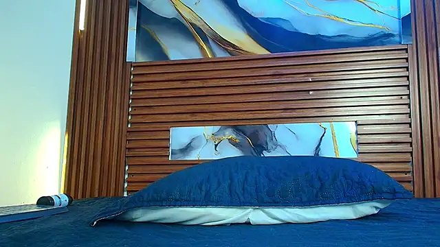 Evelin_thompsson's cam snapshot