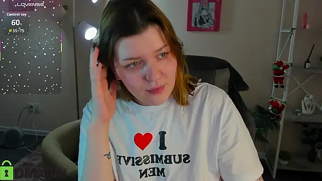 Michele_Greenn's cam snapshot