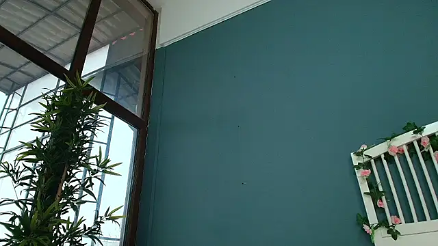 AlicePirs's cam snapshot