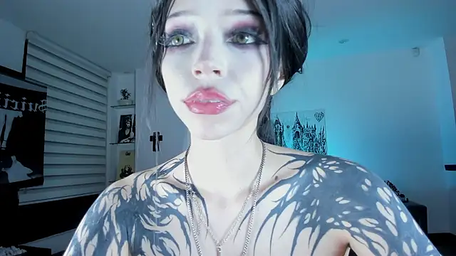 SophieHill_gh's cam snapshot