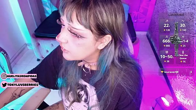 toky_doll's cam snapshot