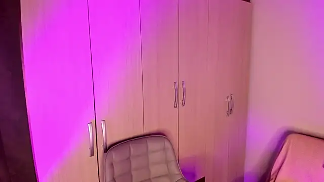 ViolettM's cam snapshot