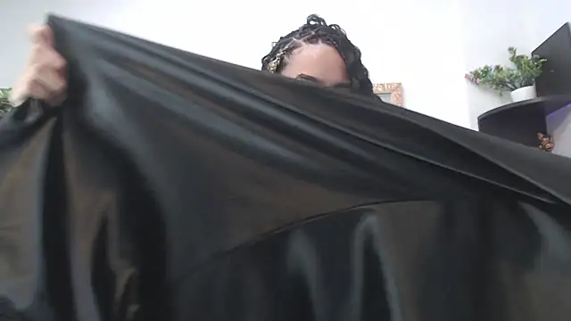 Miaa_Thopmson_'s cam snapshot