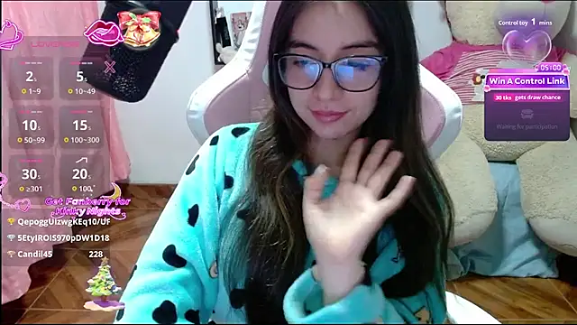 Maggie_Fox3's cam snapshot