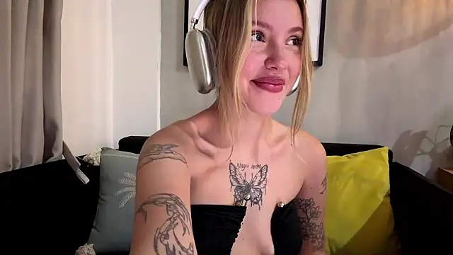 MartinaDeoliveira's cam snapshot