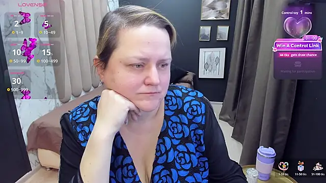 ScarlettSoft's cam snapshot