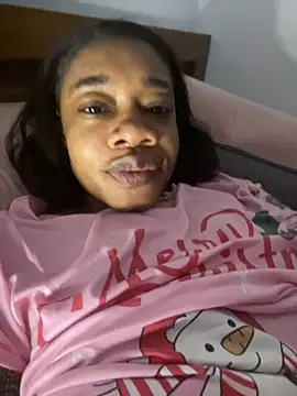 _yisela_'s cam snapshot