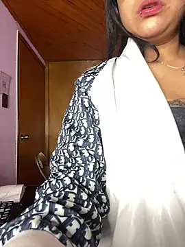 Violetta_pinkk1's cam snapshot