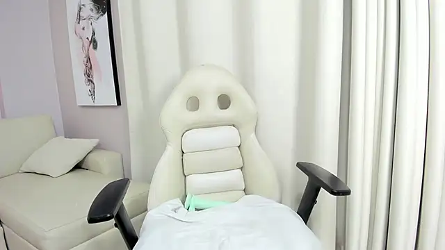 BabyAngel18_'s cam snapshot