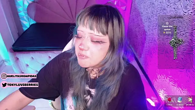 toky_doll's cam snapshot