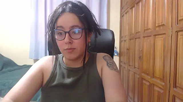 Venus_cat_'s cam snapshot