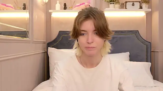 Misty_Wade's cam snapshot