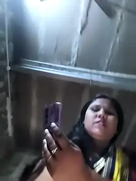 SexyKajal_758's cam snapshot