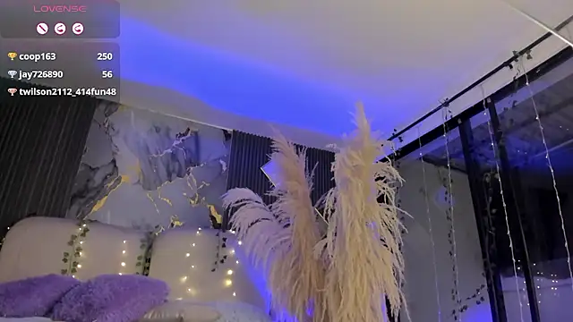 SarahCastro1_'s cam snapshot