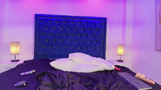 Perla_chanell's cam snapshot