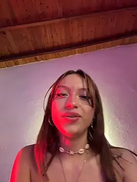 Alison_Ivanova's cam snapshot