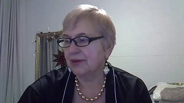 SweetCherry27's cam snapshot