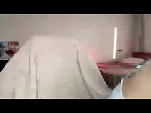 Kira_Chain's cam snapshot