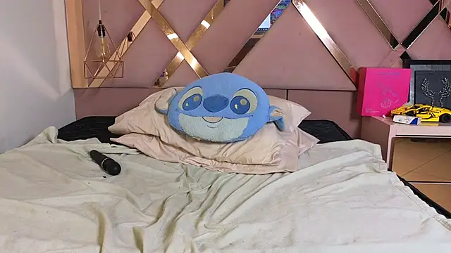 Sophia_moo_'s cam snapshot