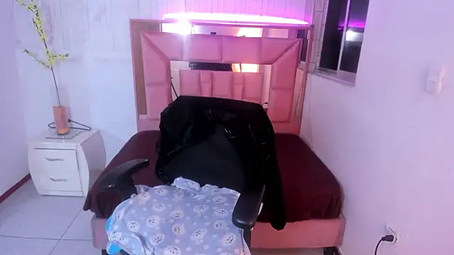 anna_moon11's cam snapshot