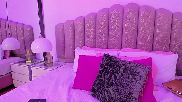 Amy_Ferreira's cam snapshot