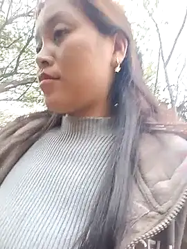 Alice-567's cam snapshot