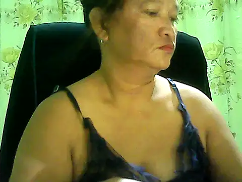 hott_scarlett's cam snapshot