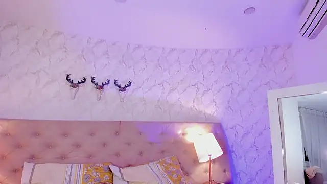 KamileBlake's cam snapshot