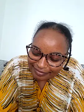 sexy-rema's cam snapshot