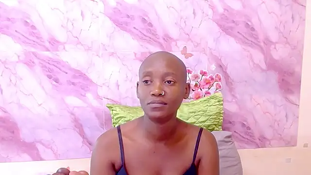 EbonyOlive69's cam snapshot