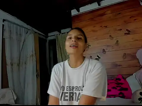 mykaelahoney's cam snapshot