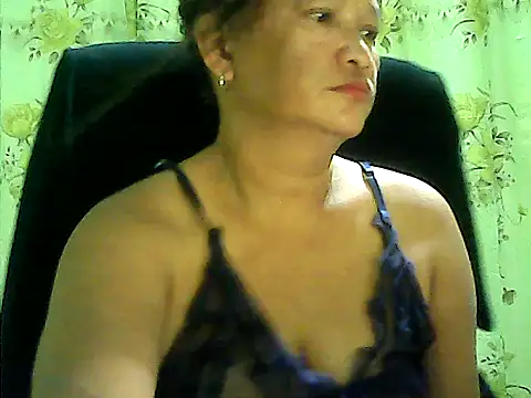 hott_scarlett's cam snapshot