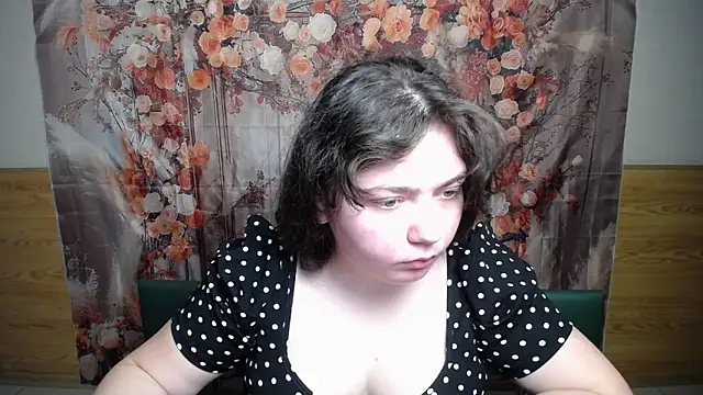 NeonilaLisova's cam snapshot