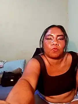 rosmery-navarro's cam snapshot