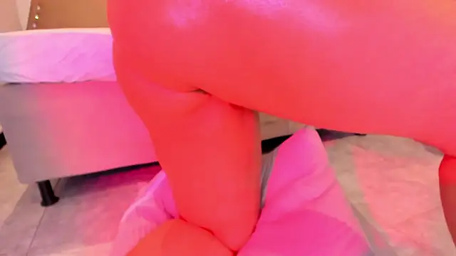 Miia_Thompsonn's cam snapshot