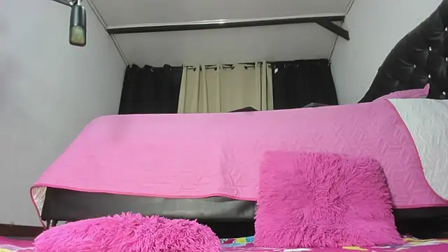 martinaclark's cam snapshot