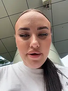 KiraSunshine's cam snapshot