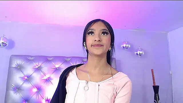 SilvanyMontana's cam snapshot