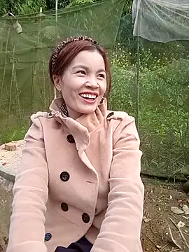 nangmo's cam snapshot