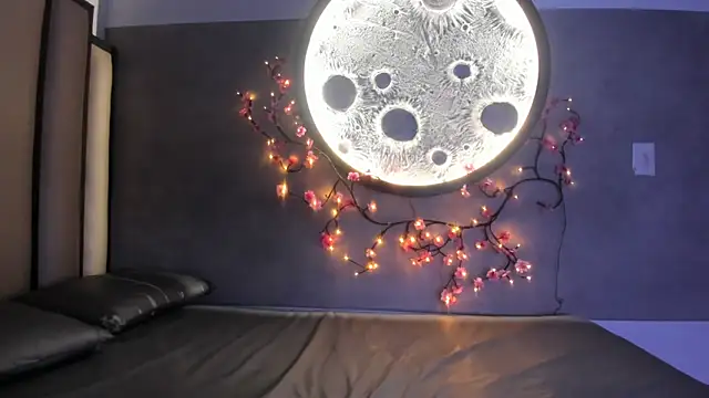 Maddy__bigboobs's cam snapshot