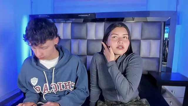 Sex_and_Karma_'s cam snapshot